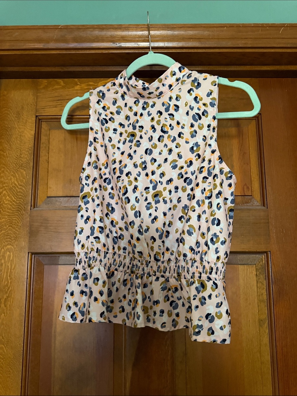 Sadie & Sage Peach Animal Print Sleeveless Mock Neck Top